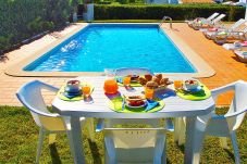 Villa em Albufeira - Villa Isis