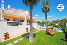 Villa em Armação de Pêra - Villa Oliveira