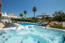 Villa em Armação de Pêra - Villa Riviera