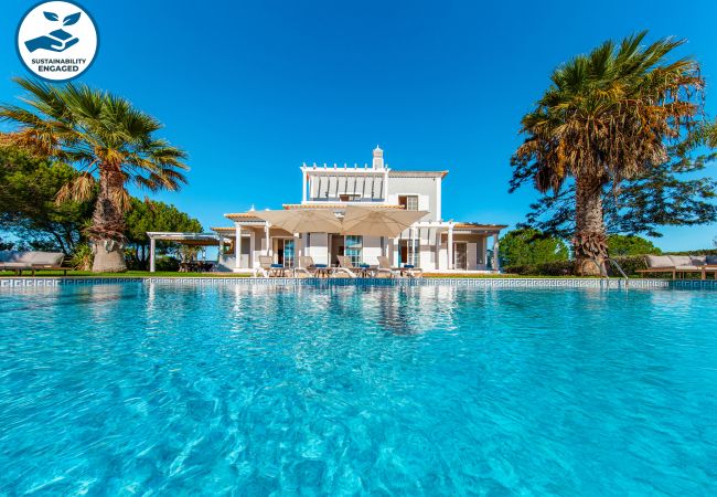 Villa em Pêra - Villa Peace