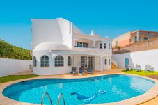 Villa em Armação de Pêra - Villa Seven Seas