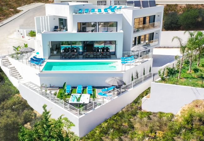 Villa em Armação de Pêra - Villa Albert