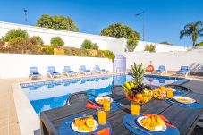 Villa in Albufeira - Villa Bahia