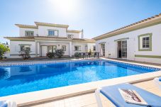 Villa in Albufeira - Villa Bahia
