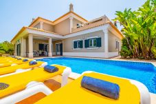 Villa in Albufeira - Villa Hawaii