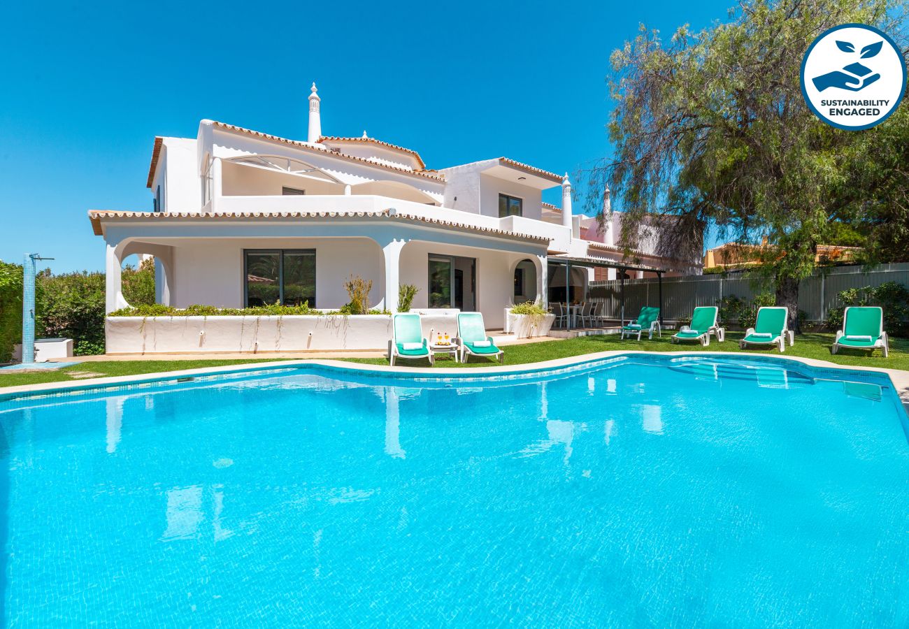 Villa in Vilamoura - Villa Phi Phi