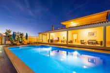 Villa in Carvoeiro - Villa Golden Bay