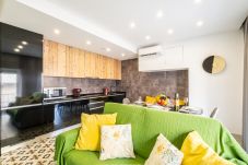 Apartment in Carvoeiro - Apartment Carvoeiro By The Sea 2