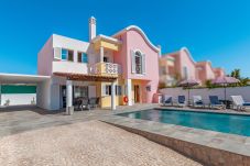 Villa in Albufeira - Villa Sunny Joy